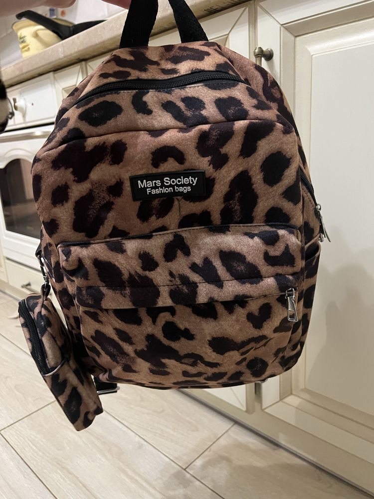 Рюкзак леопардовий