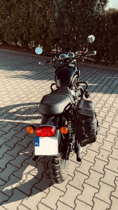 TRIUMPH Bonneville T100 BLACK
