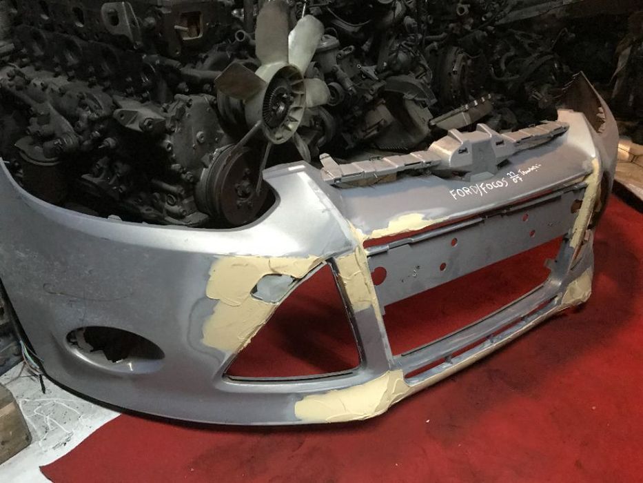 PARA-CHOQUES FRENTE FORD FOCUS 2011