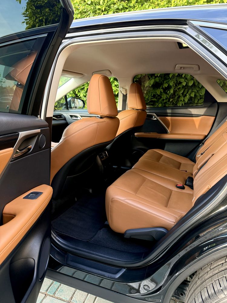 Продам офіційний Lexus Rx300 рестайлінг