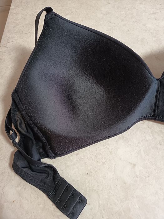 Stanik biustonosz 80 G Primark czarny