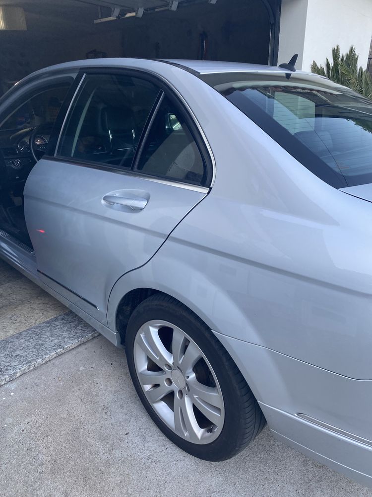 Vendo Mercedes C200