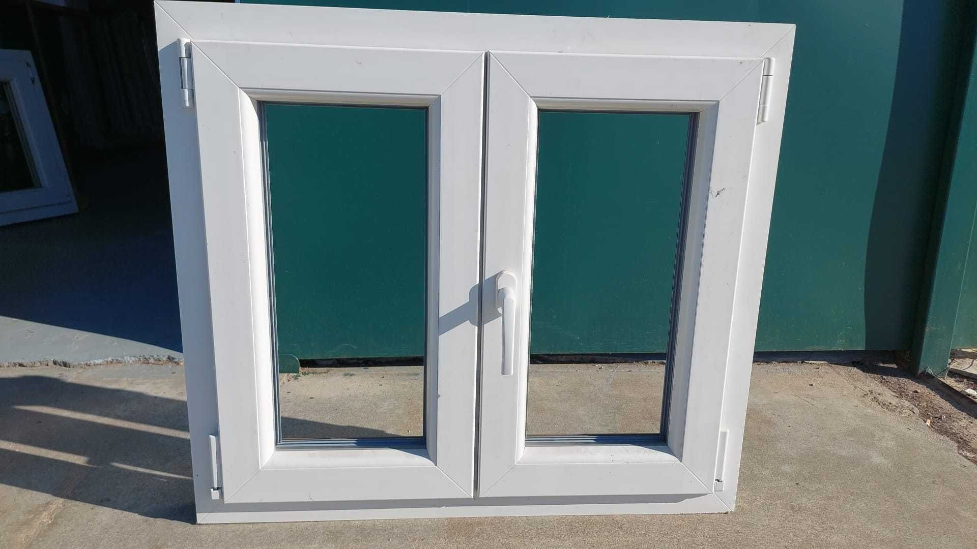 JANELA PVC REHAU