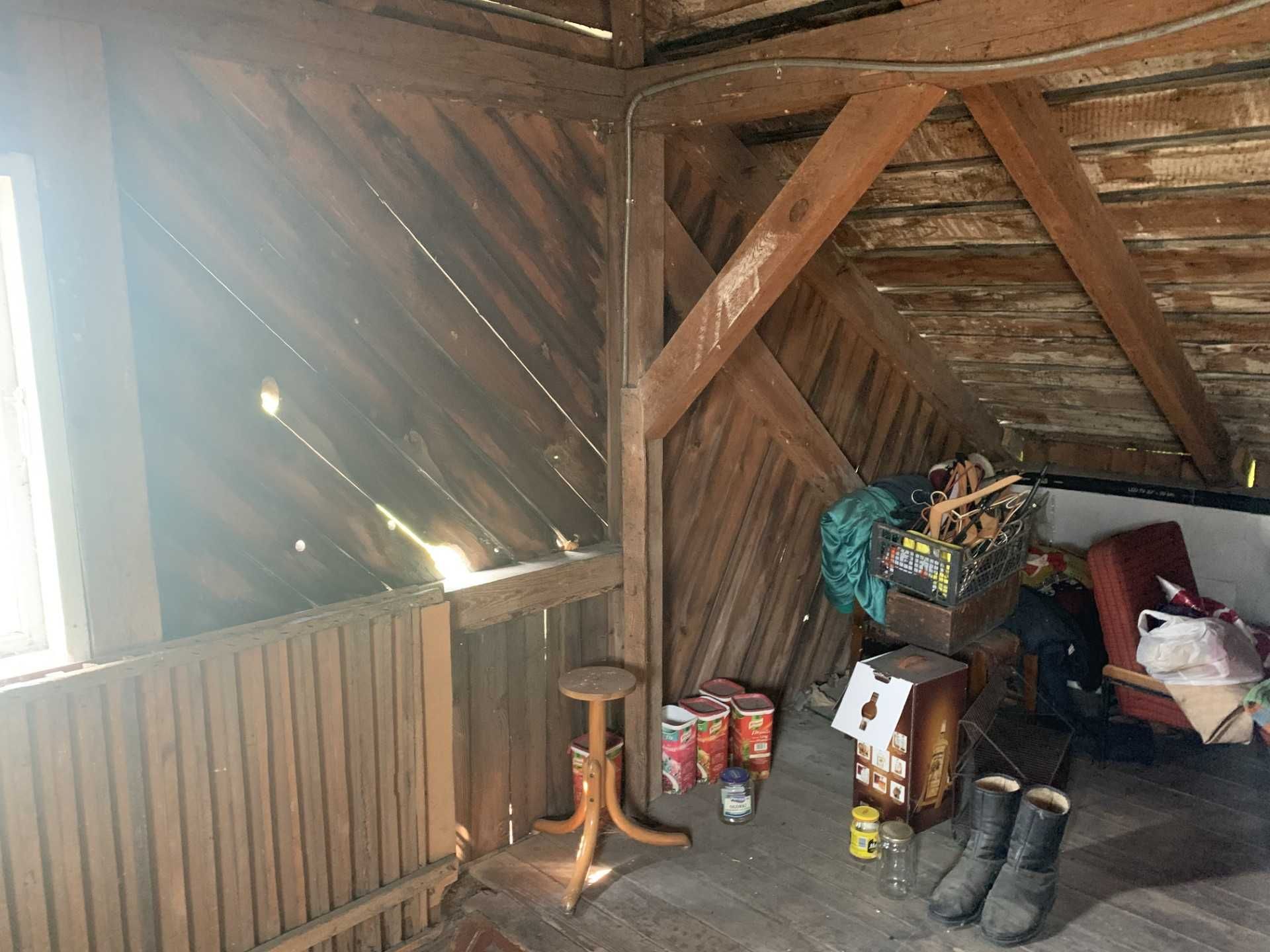 Ocieplanie, izolacje kanadyjską pianą PUR icynene. wdmuchiwanie wełny