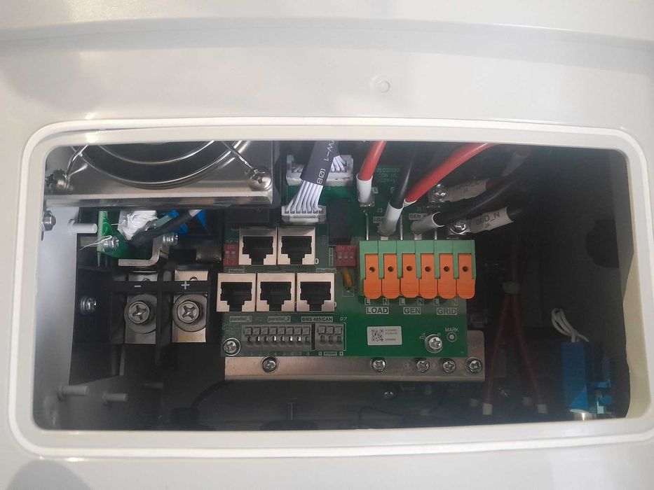 Falownik Deye off grid SUN 6K 6000W 1 fazowy, start od 125Vdc