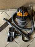 Odkurzacz bezworkowy Dyson DC37