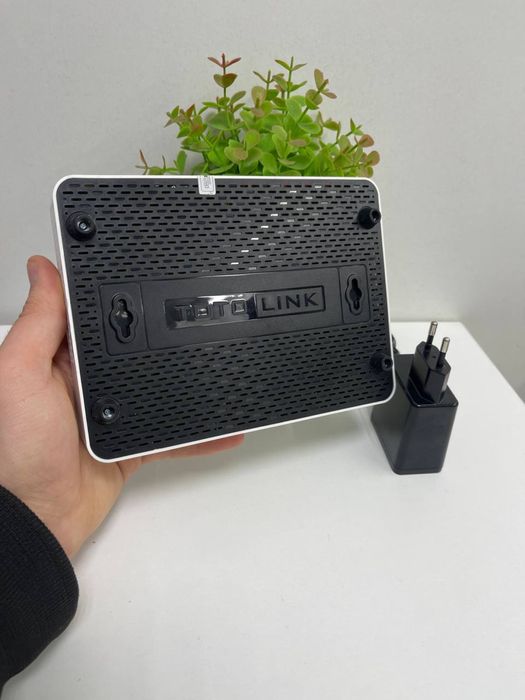 Б/У Гігабітний WI-FI роутер TOTOLINK model: A3002RU