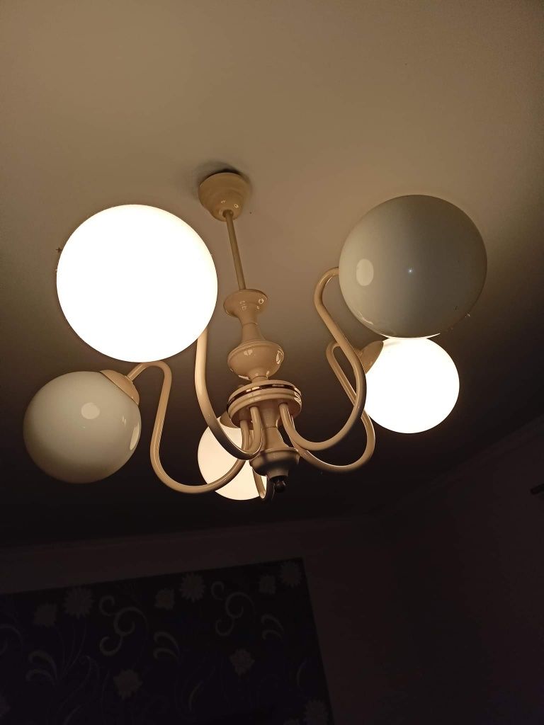 Żyrandol lampa wisząca