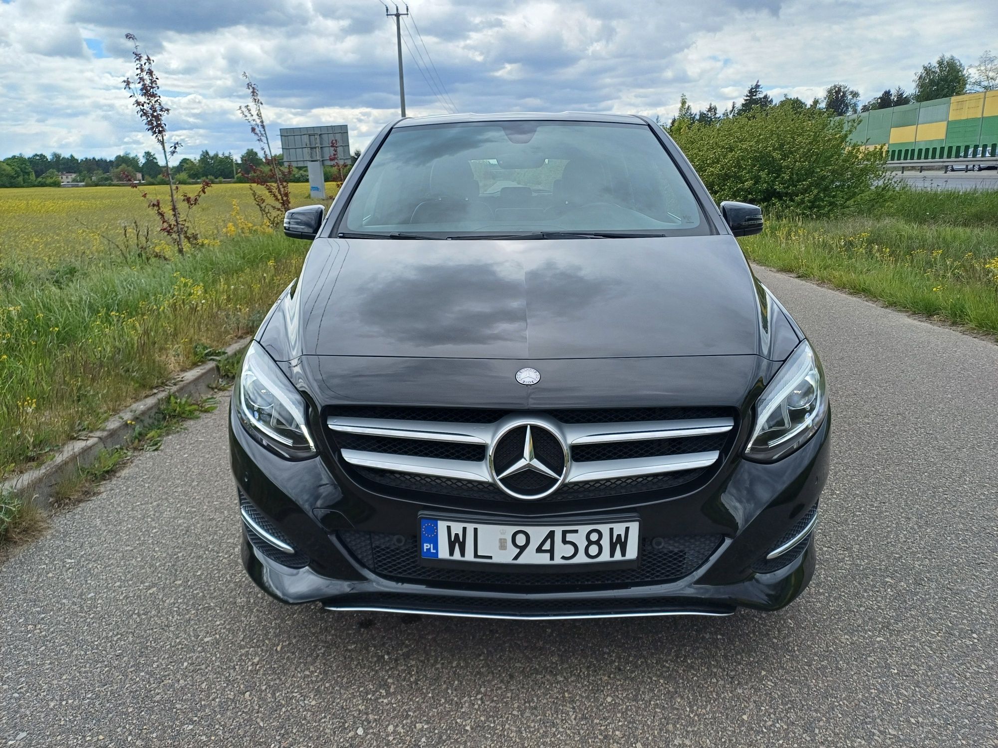 Mercedes B W180 Navi Skóra wersja  Urban Automat Zrejestrowany