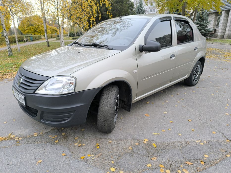 Renault Logan 1,4. 2012 рік