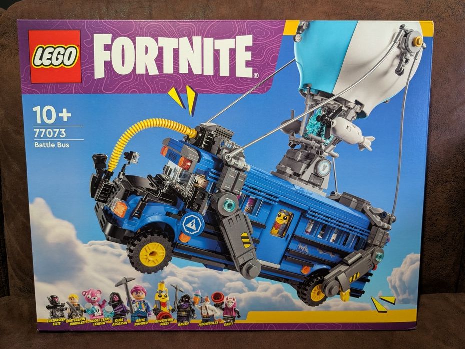 LEGO® Fortnite - Autocarro de Batalha [Novo e Selado]