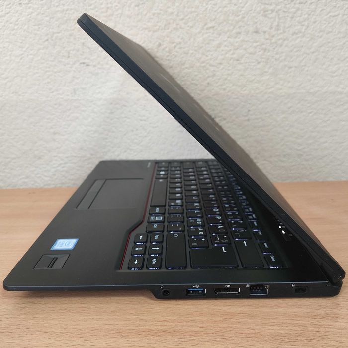 Ультрабук для бізнесу/навчання Fujitsu U748 14"FHD IPS i5/8GB/256SSD