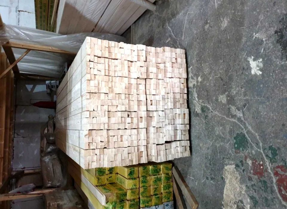 Якісний пиломатеріал – рейка, стропила, дошка