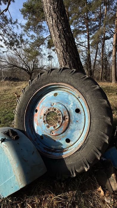 Продам 2 лиска і колесо