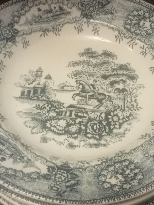 Pratos de porcelana " Cavalinho '
