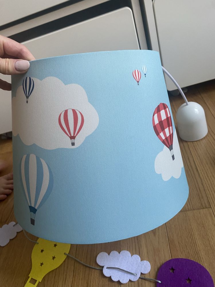 Klosz lampa abazur zyrandol ikea tippakull chmurki balony + girlanda