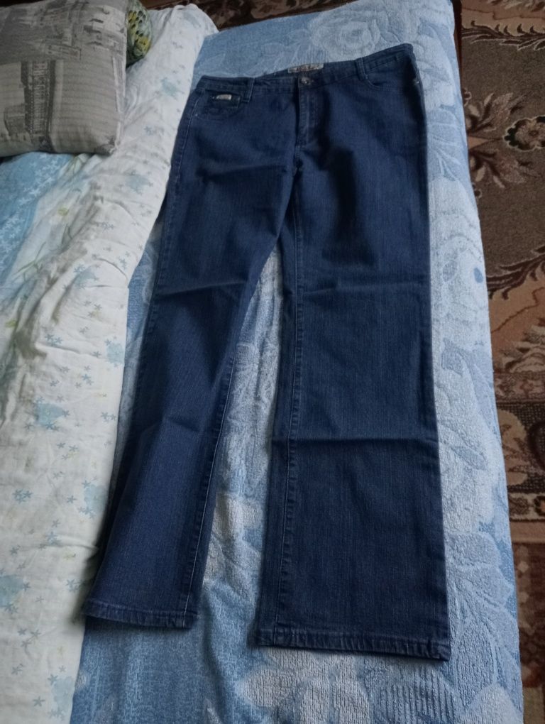 Nowe spodnie dżinsowe długie damskie rozmiar 37