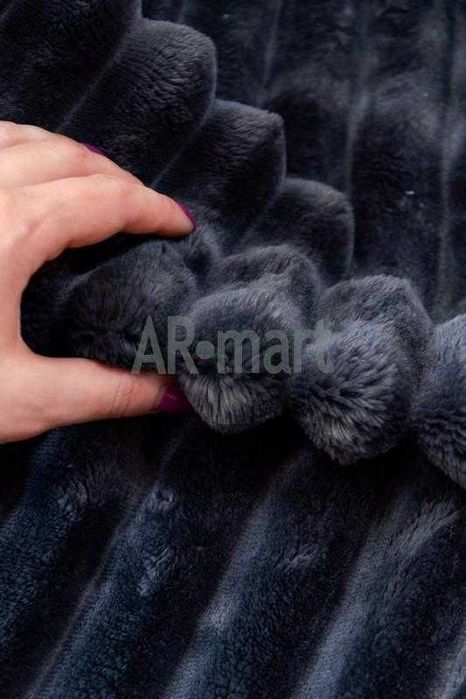 Плед покривало шарпей королівський на ліжко диван в подарунковій сумці