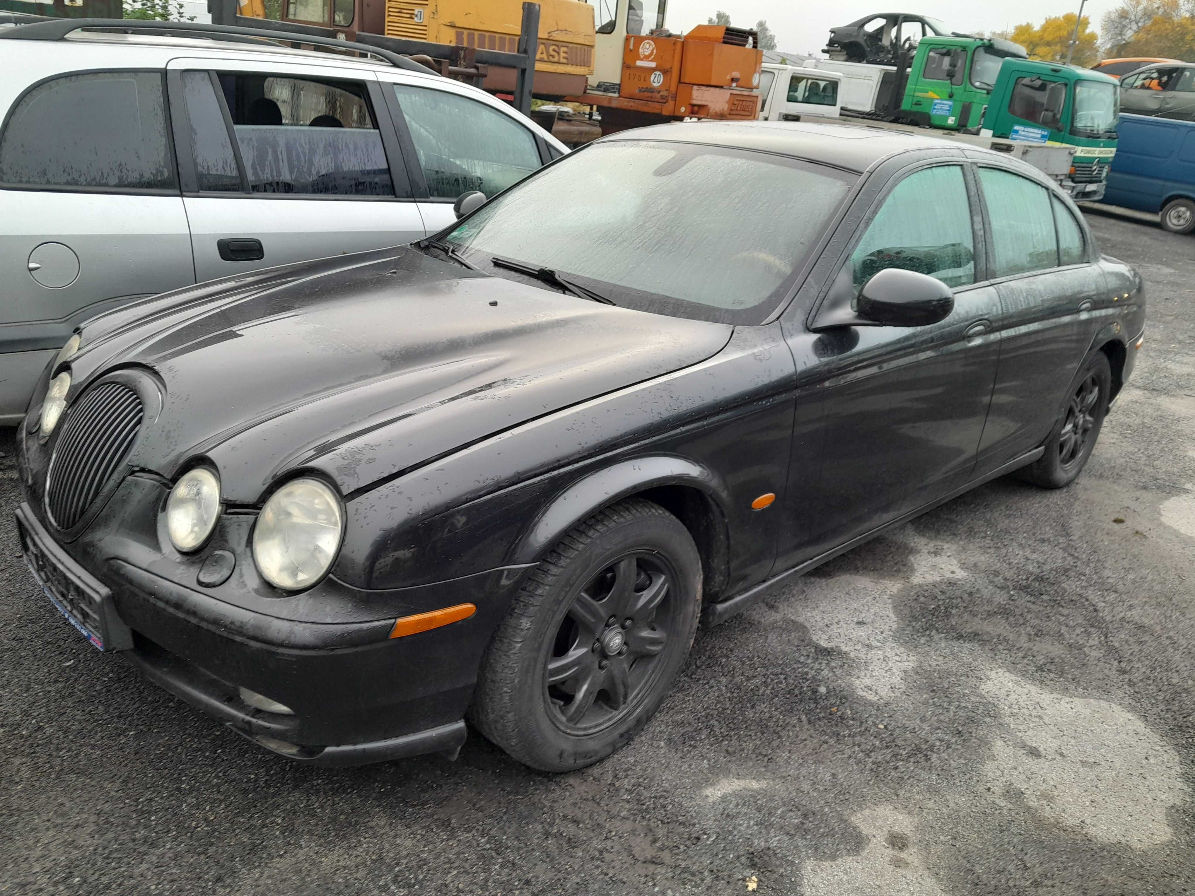 Jaguar S-Type 3.0 benzyna 2002 rok na części