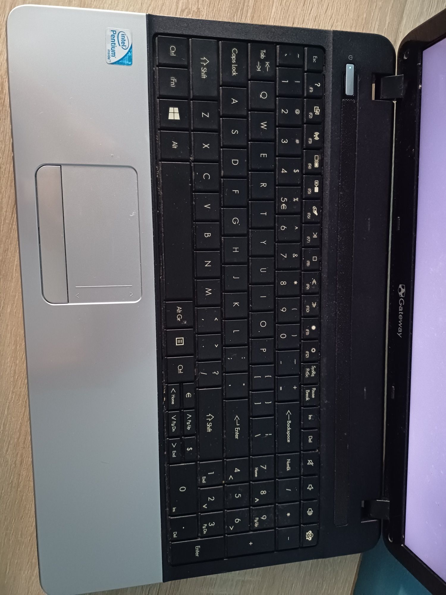 Laptop Gateway..