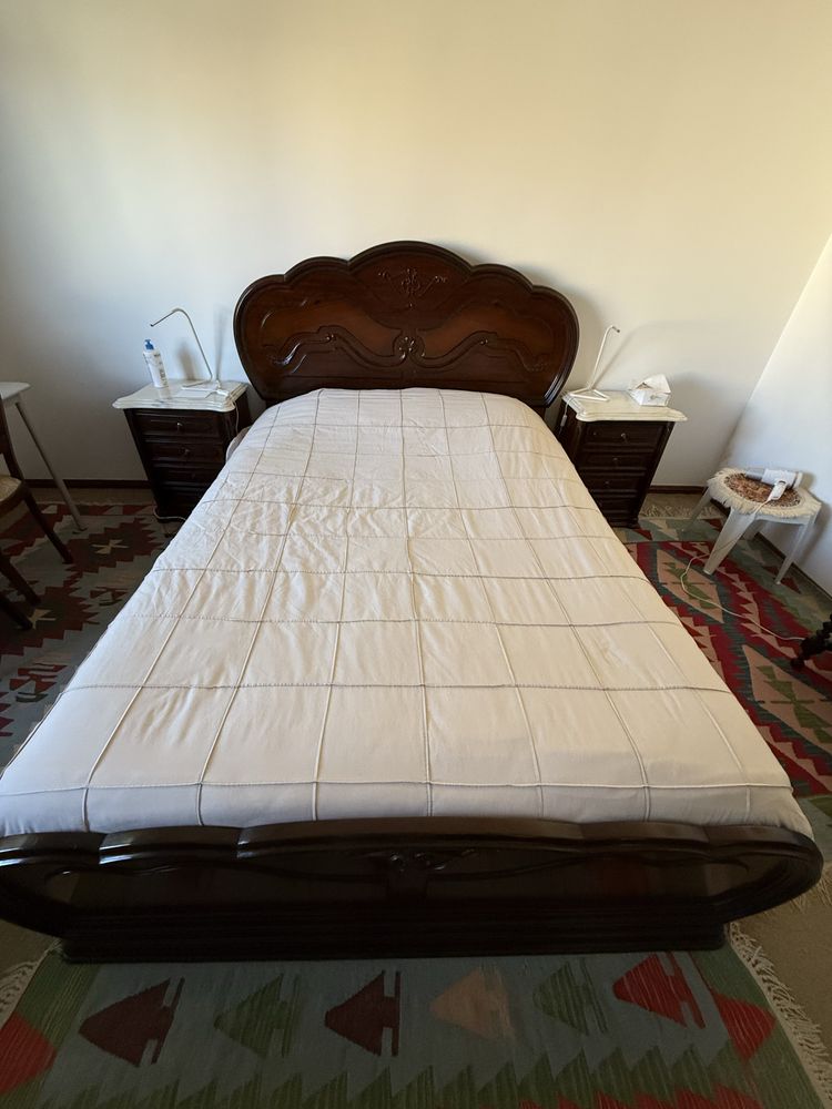 Cama de casal anos 80
