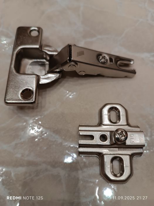 Петля мебельная Hettich Slide-on 2333 накладна 95° (D=1,5)