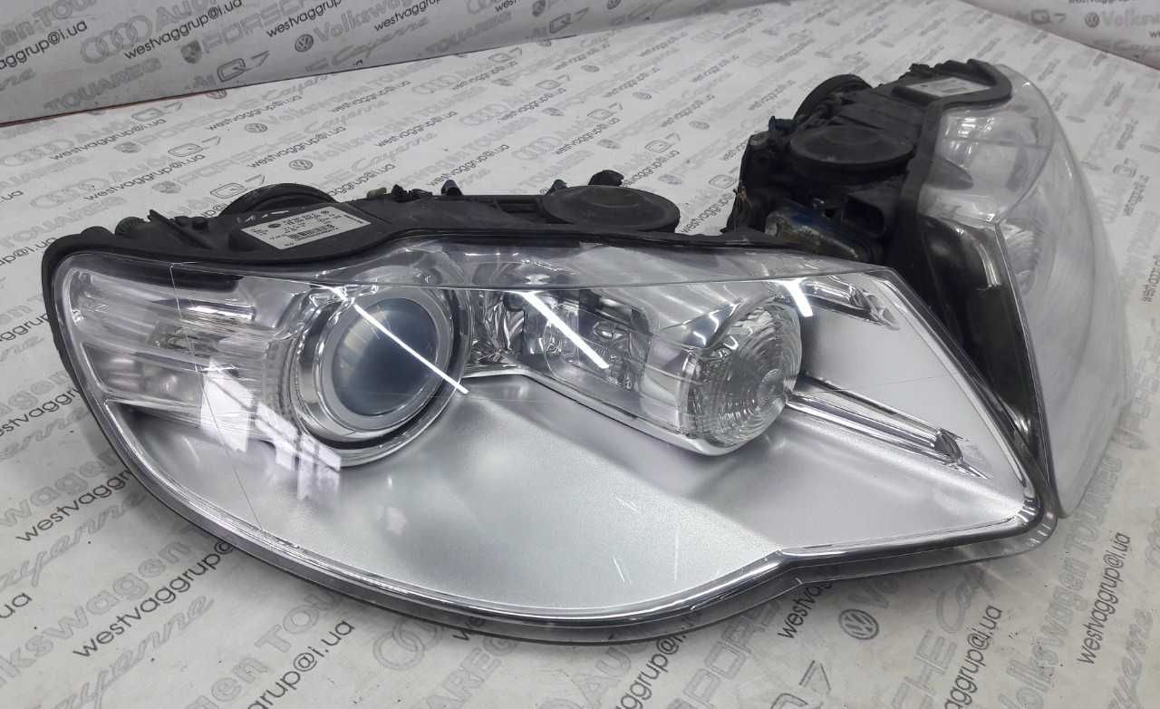 Фара левая КСЕНОН Volkswagen Touareg 2007 - 2009