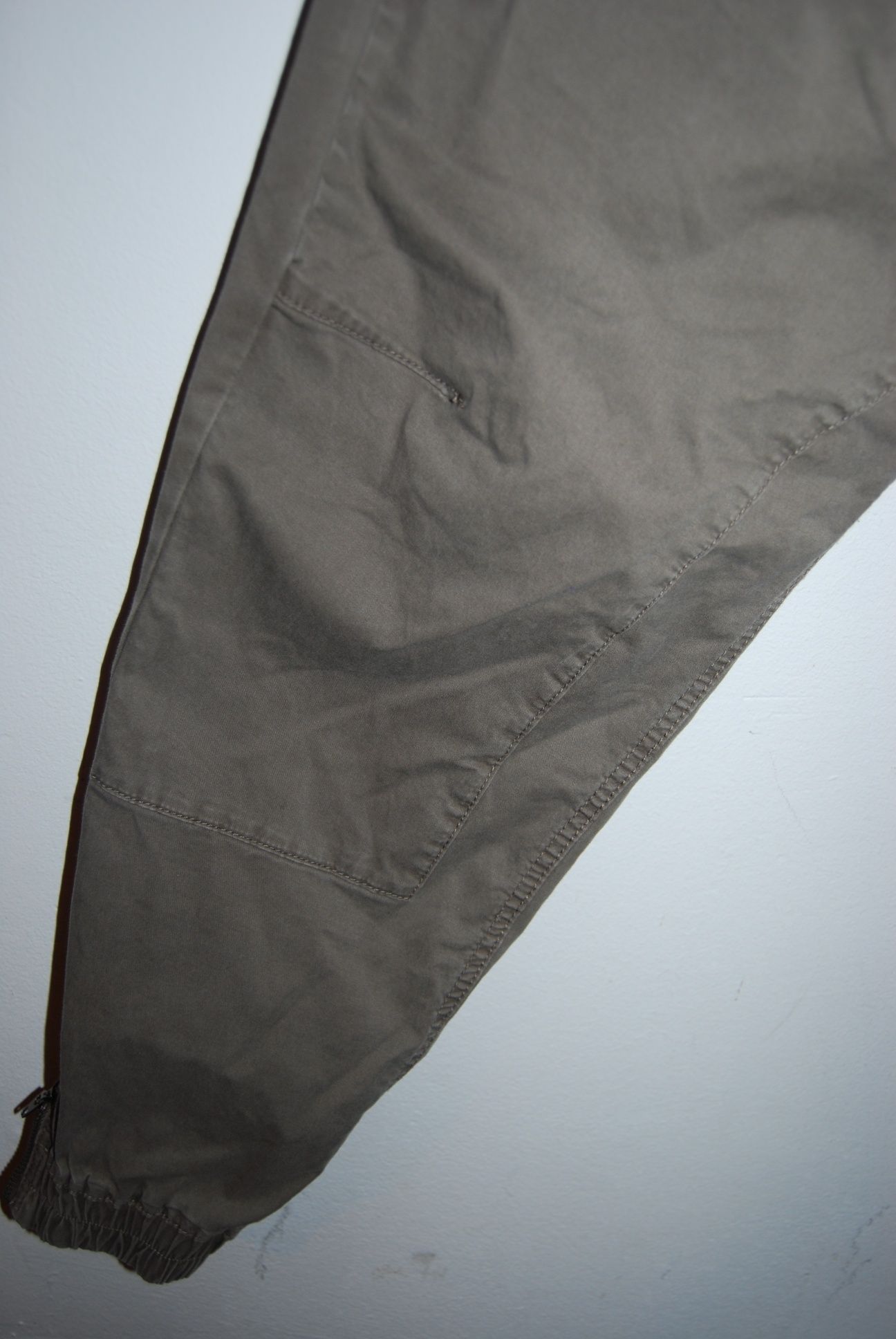 Spodnie treginsy W33L30 pas45/dl.93