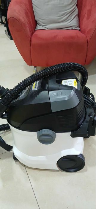 Миючий пилосос SE 5