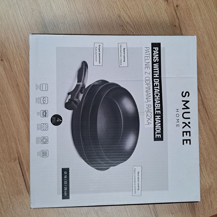 Patelnie nowe 4 elementy