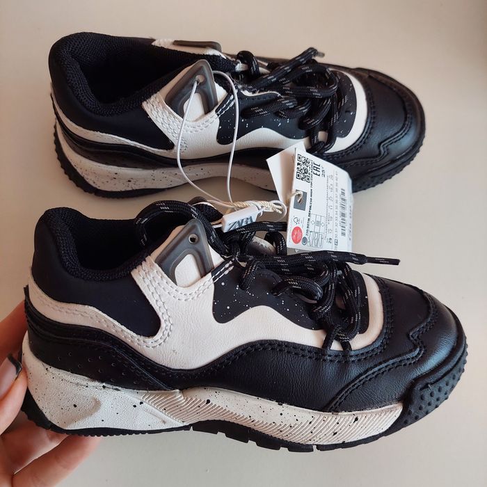 Нові кроссівки Zara 29 розмір