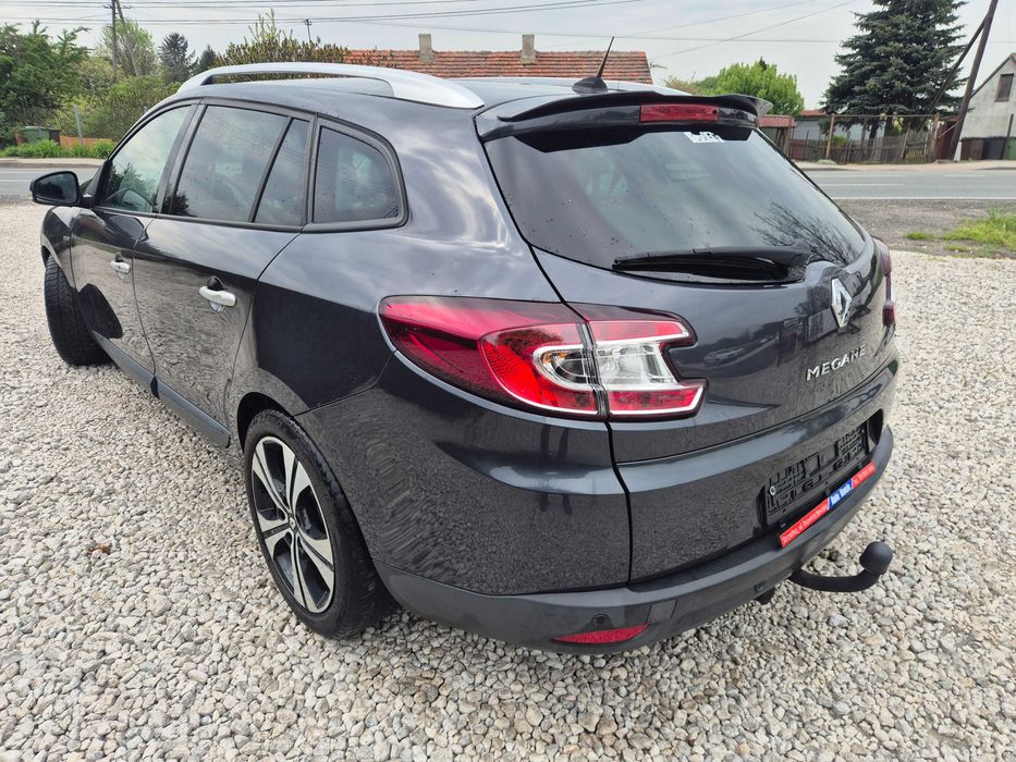 RENAULT MEGANE III BOSE SKÓRA ALU NAVI stan bdb 1.9 dci 130 Bezwypadek