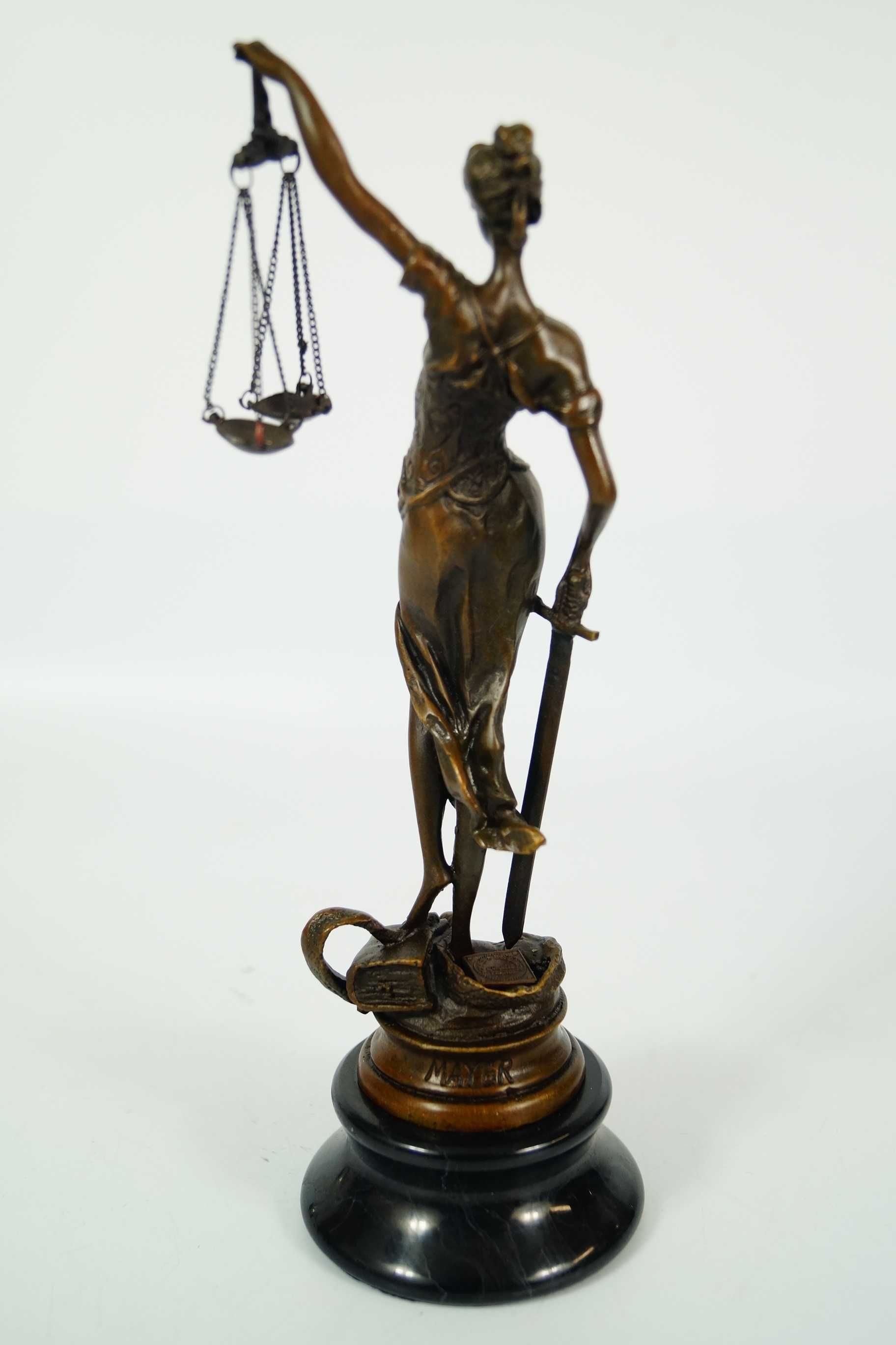 Figura z brązu rzeźba TEMIDA Bogini sprawiedliwości sąd adwokat 24 cm