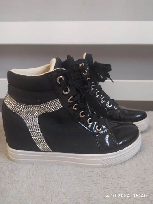 Buty na koturnie rozmiar 38