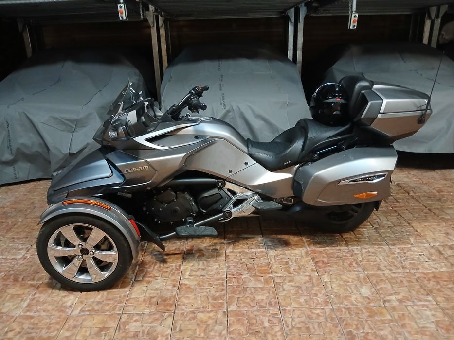 BRP Can am Spyder F3 2018 рік