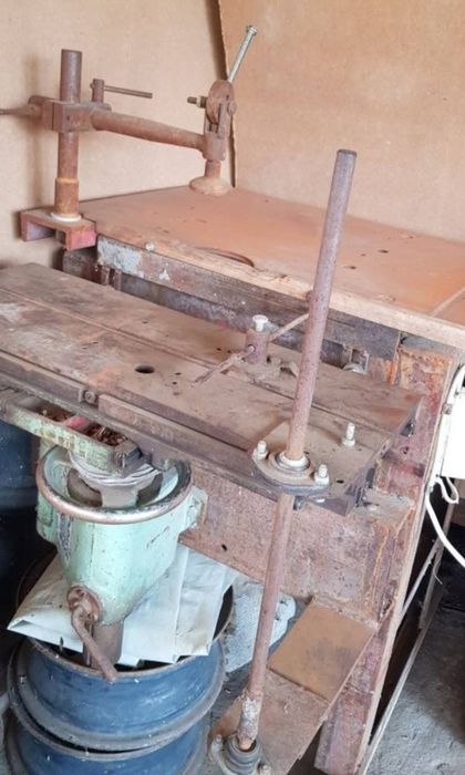 Долбіжно пазовий верстат