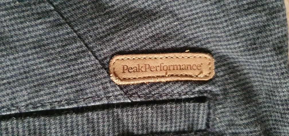 Szorty, krótkie spodenki męskie  Peak Performance  rozmiar 32