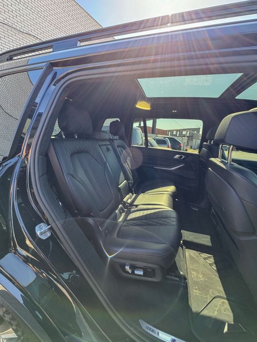Продам BMW X7 M50D