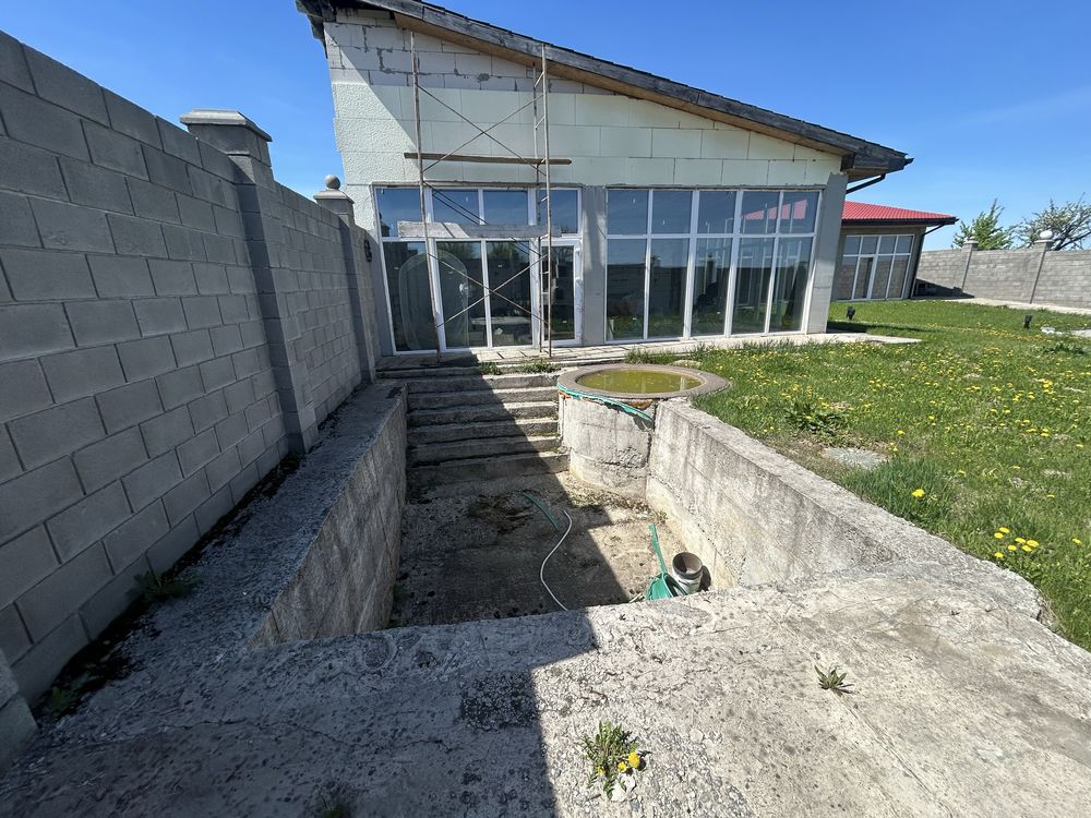Продаж будинку село Радиславка