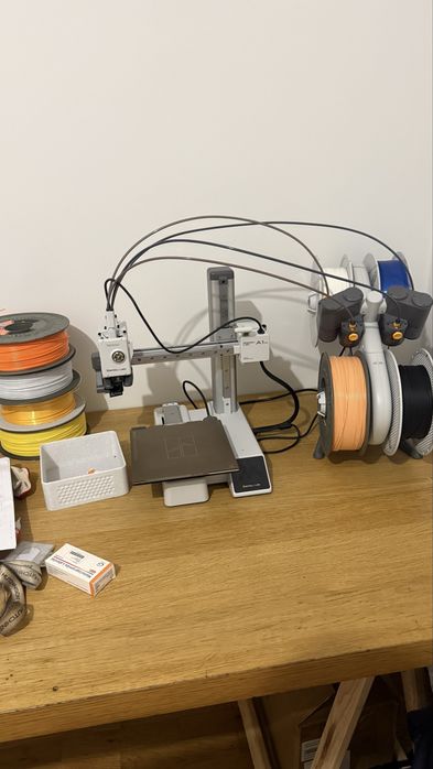 Impresorra 3D Bambu lab A1 mini combo 3meses de uso