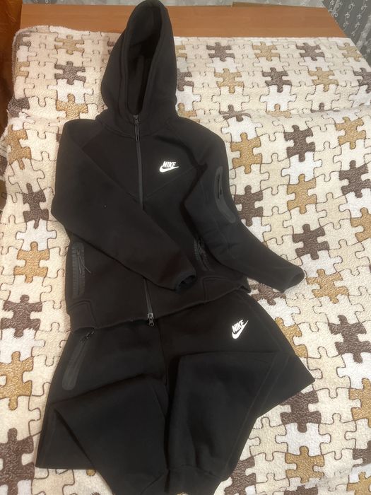 Костюм найк теч фліс чорний зима на флісі