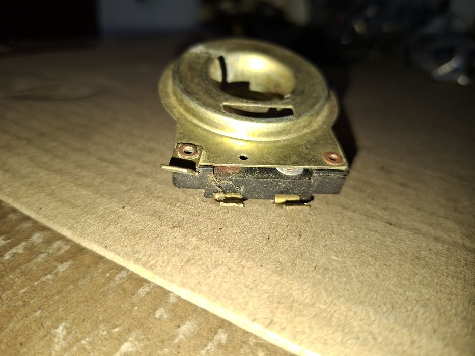 Jak nowa oprawa żarówki lampy przód wsk 125,175 shl wfm