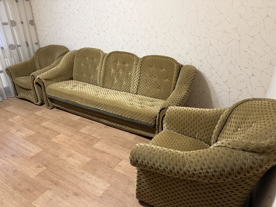 Продам диван та 2 крісла