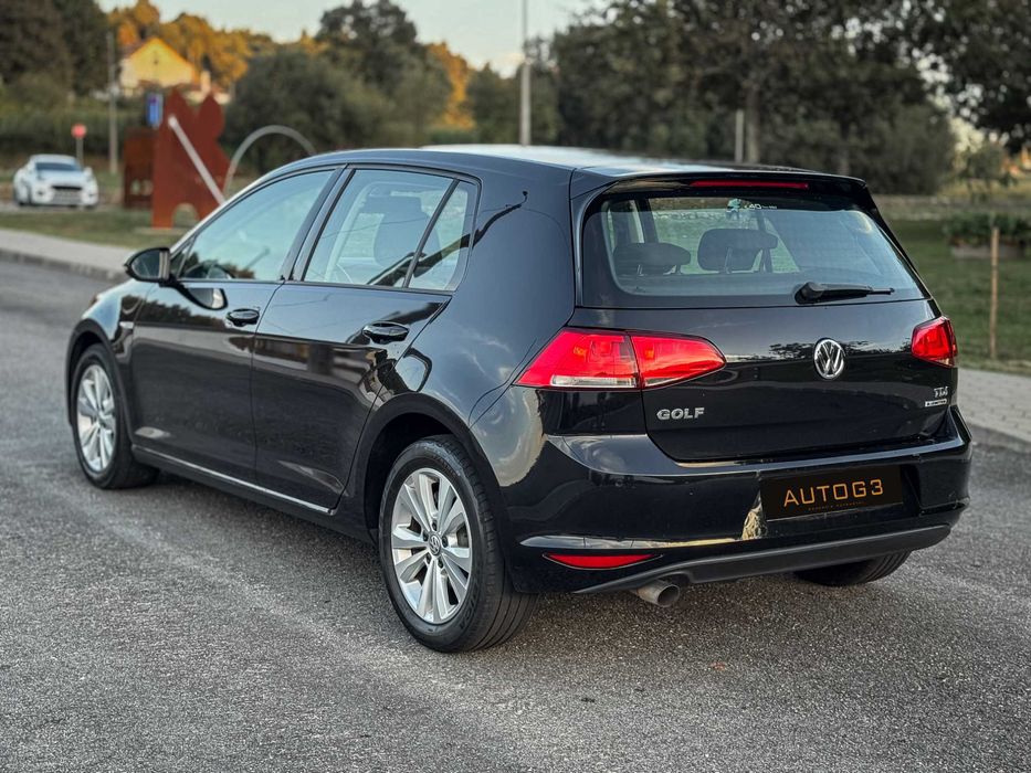 VW Golf 7 1.6Tdi Confortline - 2014