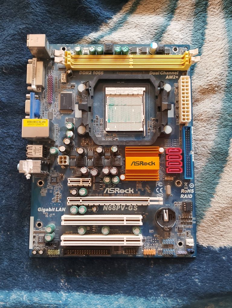 Płyta główna ASRock N68PV-GS + gratis RAM DDR2