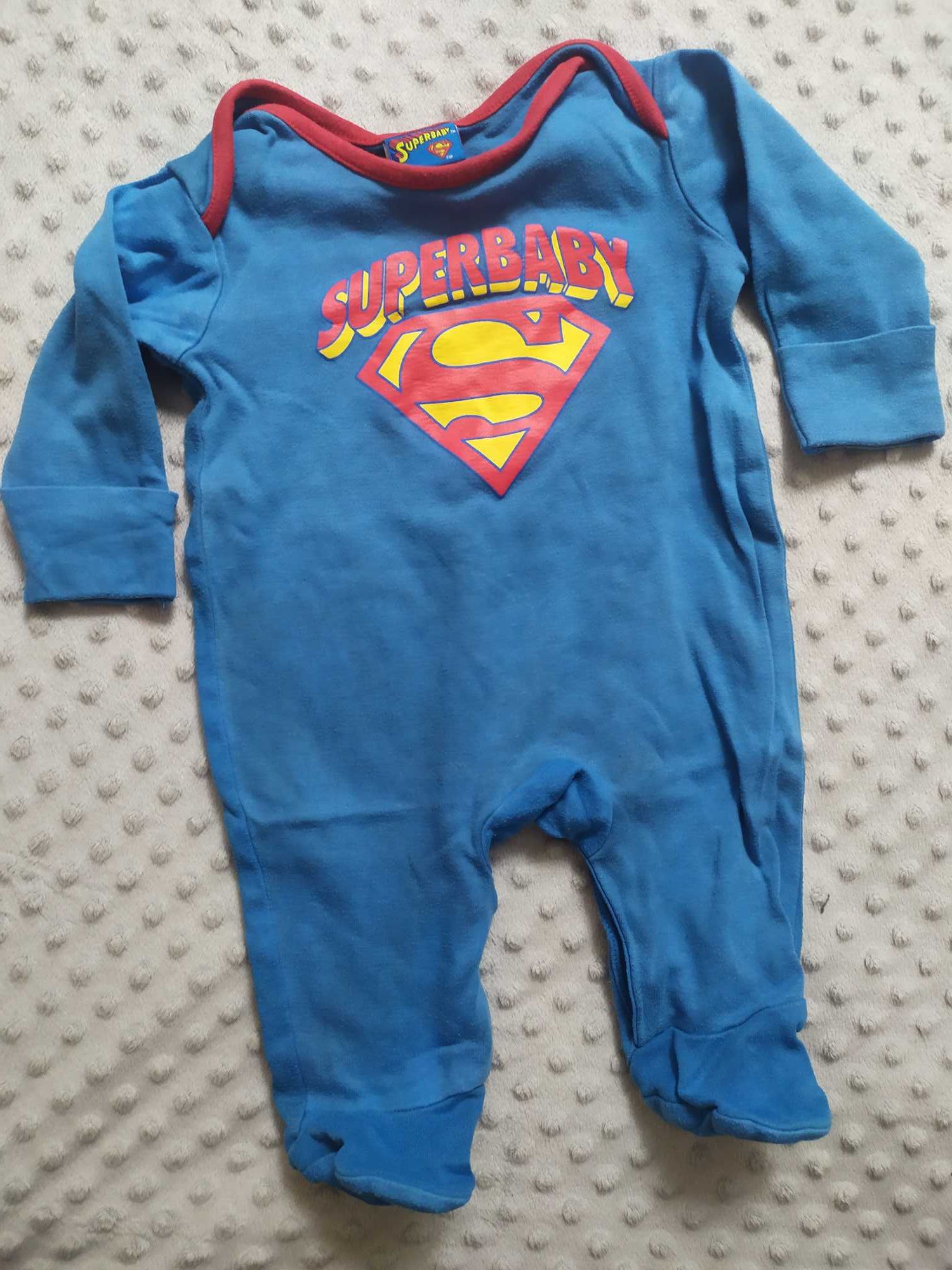 Śpiochy niemowlęce chłopięce pajac Superbaby Superman 68