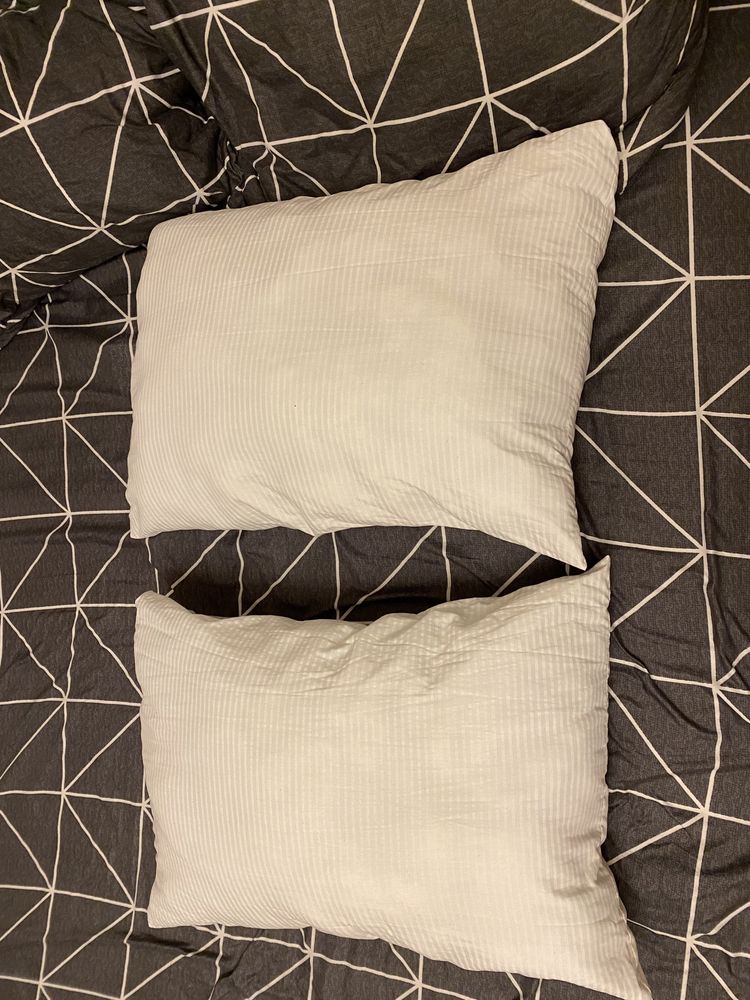 Подушки для сну білі 70x50