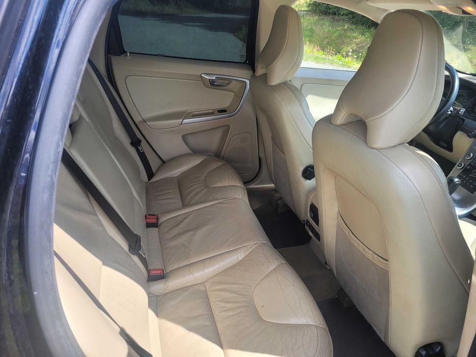 Volvo Xc 60 2.4 Awd automat,skóra,panoramadach sprowadzony z Niemiec