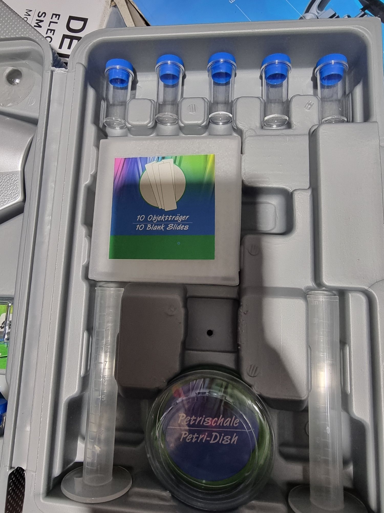 Microscópio Telmu