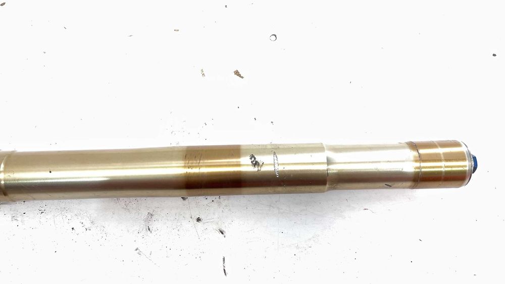 Suzuki gsxr 600 k7 Laga lewa  czesci